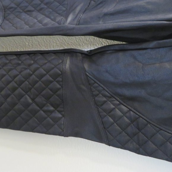 NWT SPANX QUILTED FAUX LEATHER VERY BLACK LEGGINGS - Picture 2 of 10